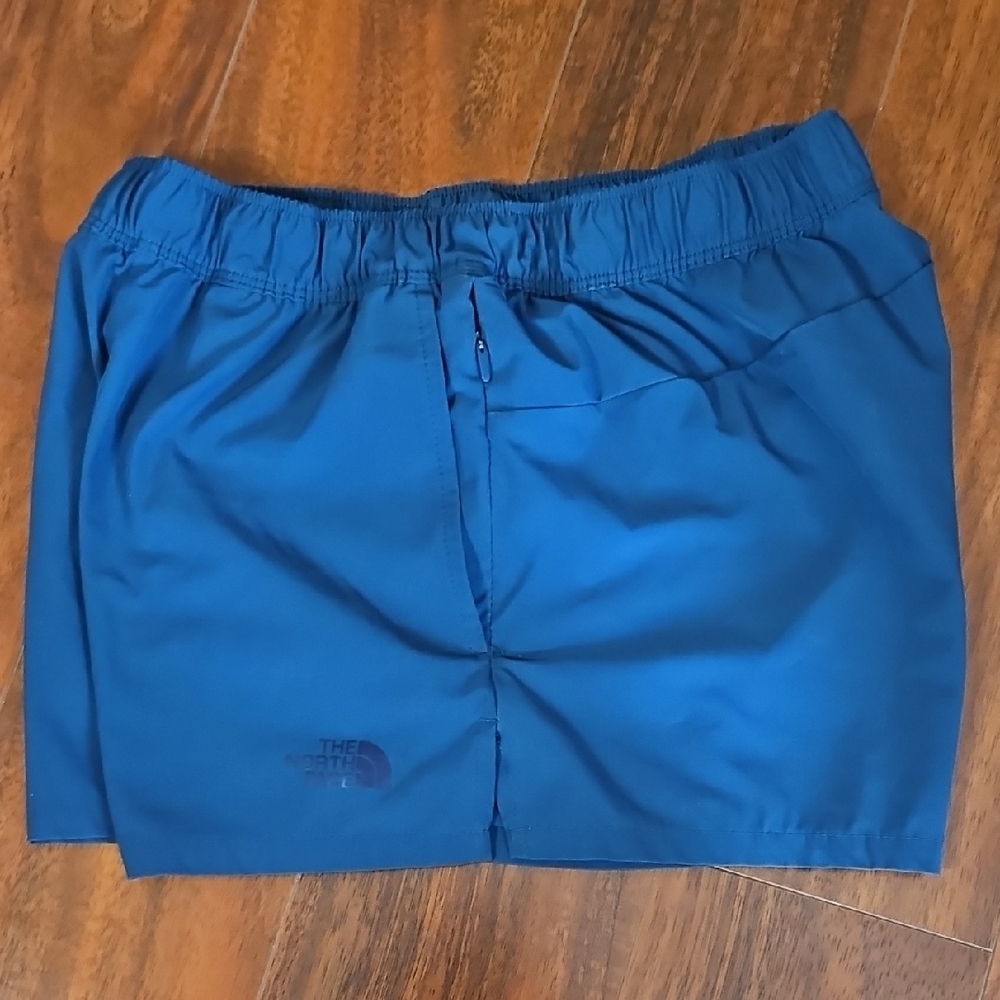 The North Face Blue Wander Shorts w/ Pockets - Picture 7 of 7